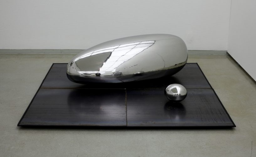 Artist_Sookang_KIM_Title_Together_Stainless_140x52x49cm__24x20x18cm_2011_p_2a4
